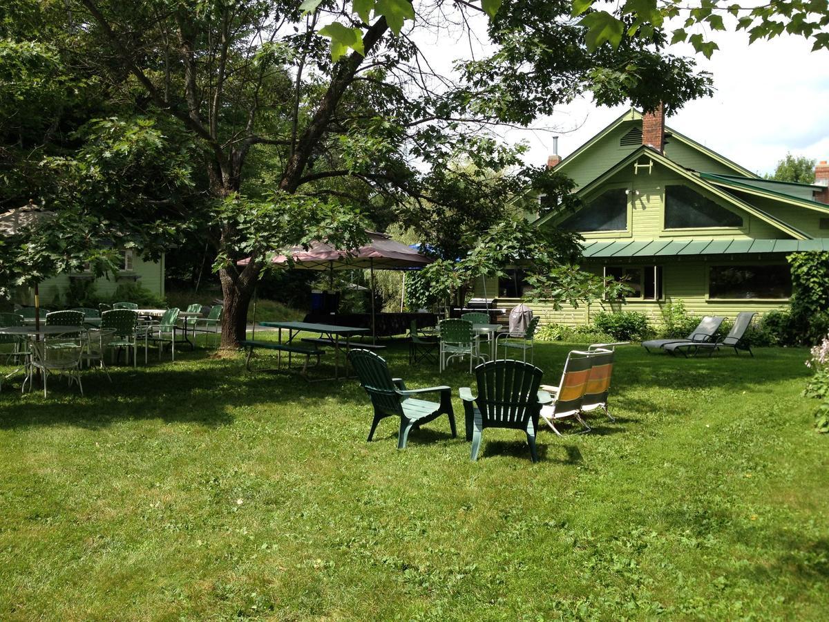 Northfield The Woods Lodge מראה חיצוני תמונה
